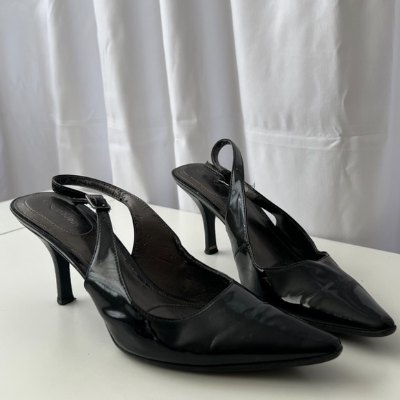 Calvin Klein Patent Kitten Heel - Picture 2 of 2